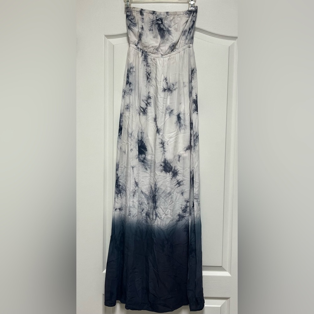 YA Los Angeles Maxi Summer Dress w/ left slit. Blue and White Tie Dye.